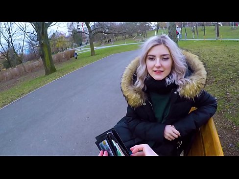 ❤️ Nilulon ang mainit na cum ng isang estranghero para sa pera - blowjob sa parke ni Eva Elfie ️❌ Porno sa tl.ttsex.ru ﹏